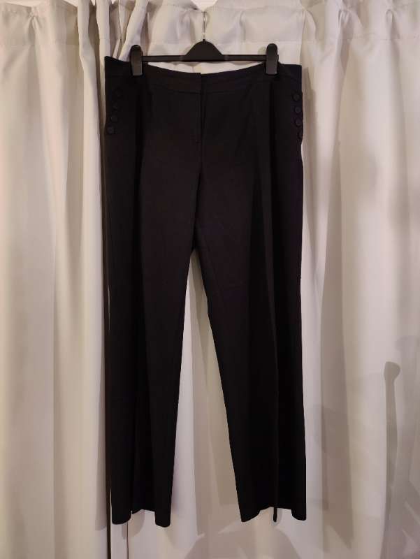 Sparibuxur svartar