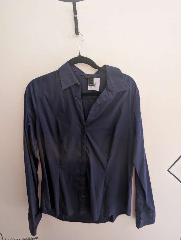 H&M - skyrta blá - 46