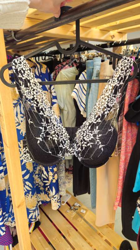 brjóstarhaldari með blúndu