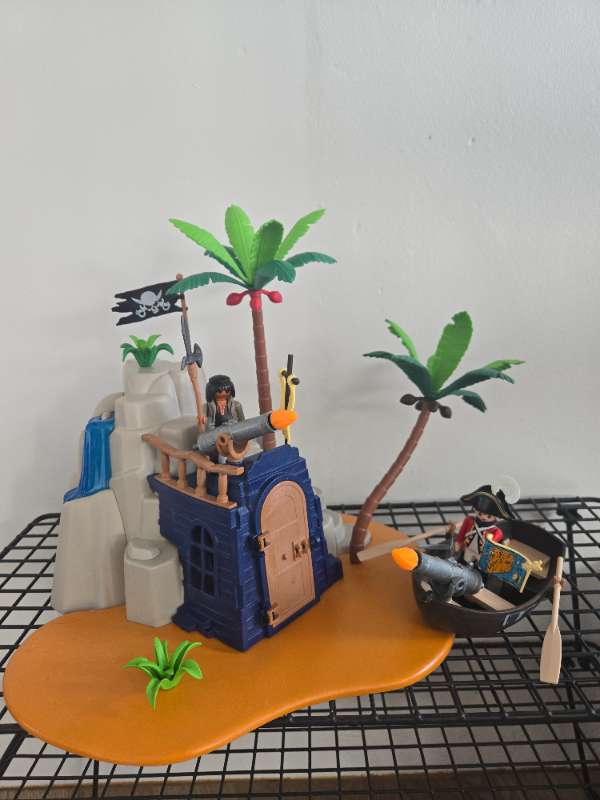 Playmobil eyja