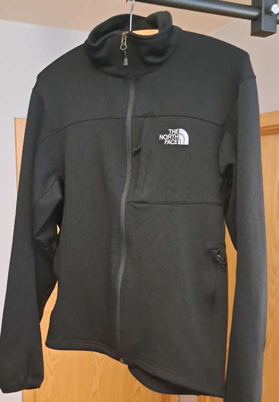 Svört rennd kvk North Face