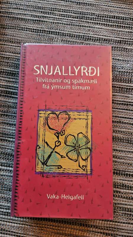 Snjallyrdi bók