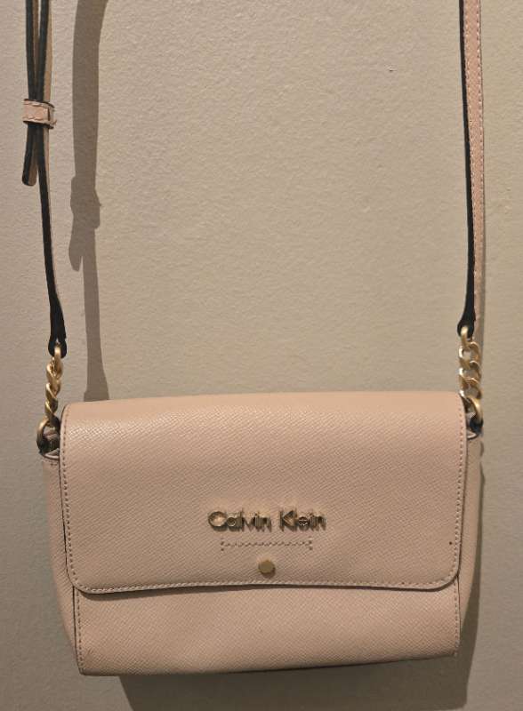 Calvin Klein veski