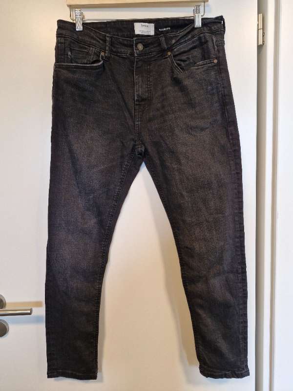 Bershka gallabuxur, kvk