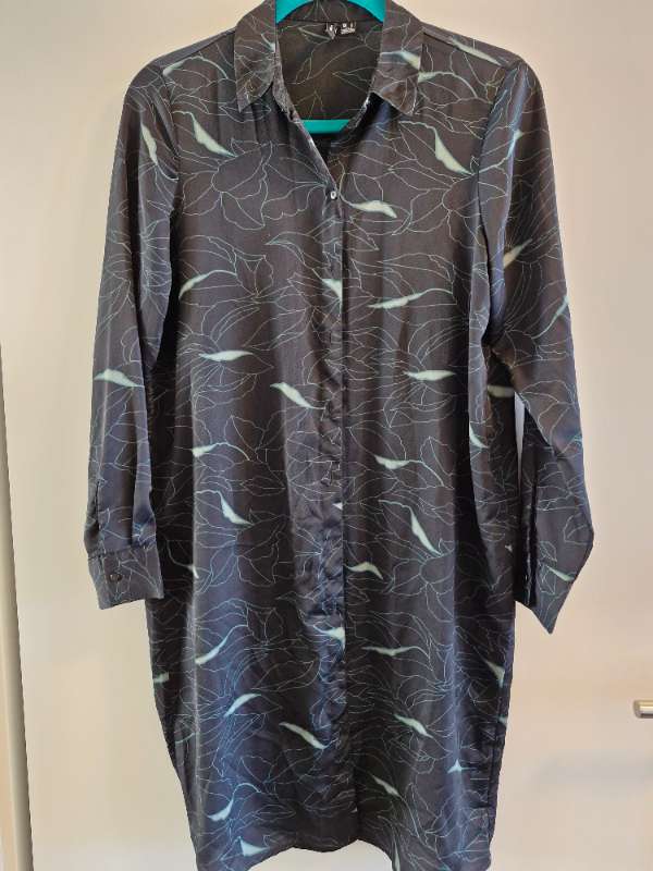 Vero Moda skyrta m/grænu