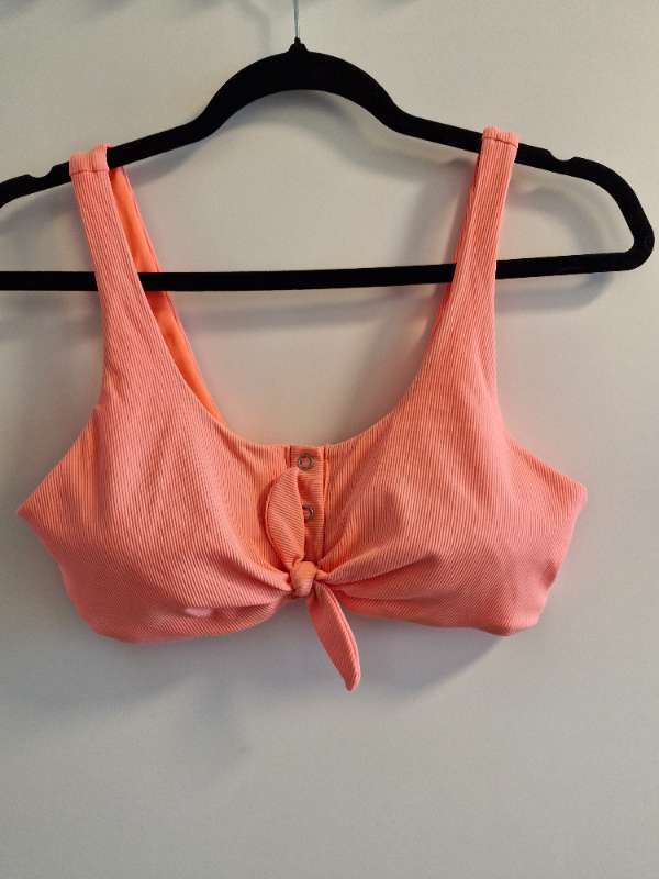 bikini toppur