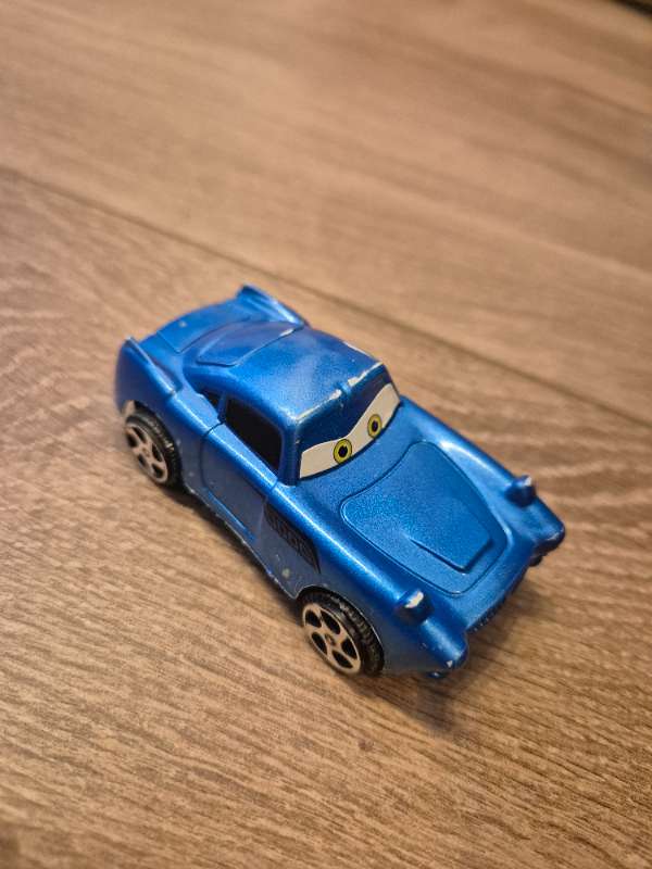 Cars bill blár