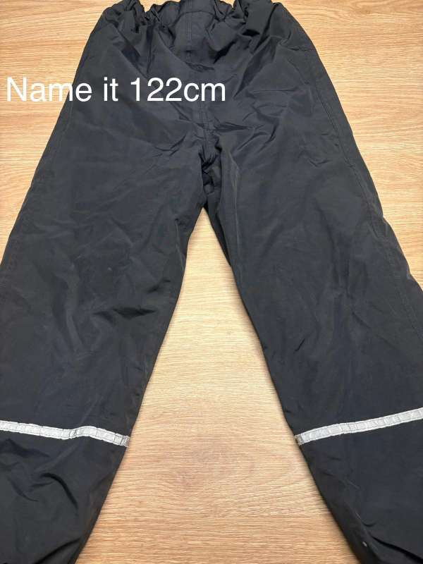 Name it snjóbuxur