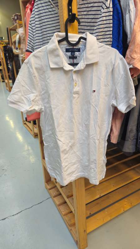 Tommy Hilfiger bolur