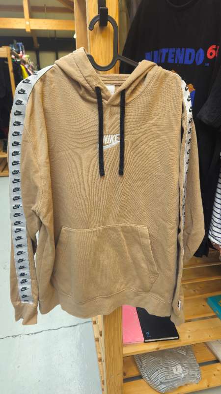 Nike peysa beige