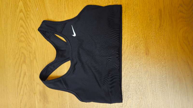 Nike toppur svartur