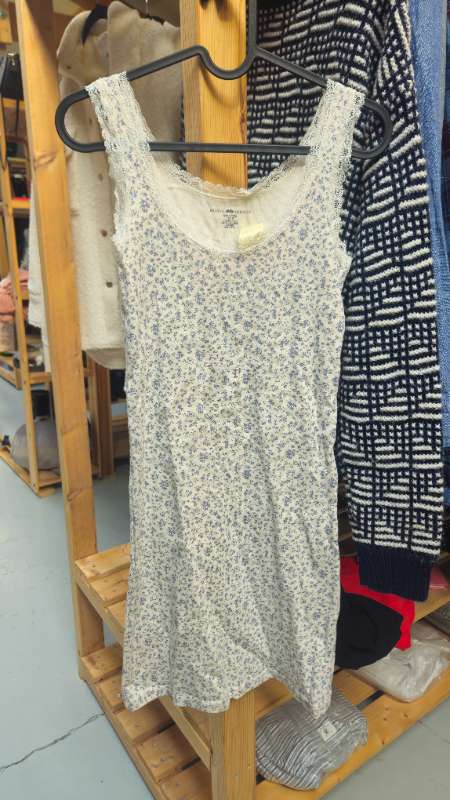 Brandy Melville sumar kjóll