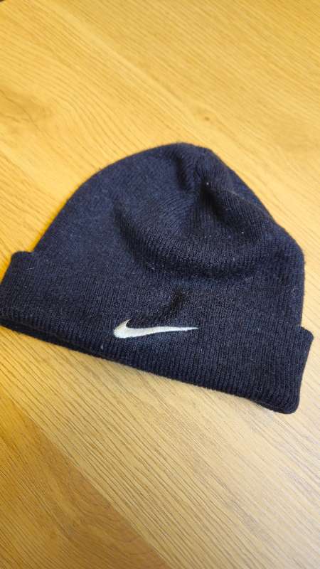 Nike húfa