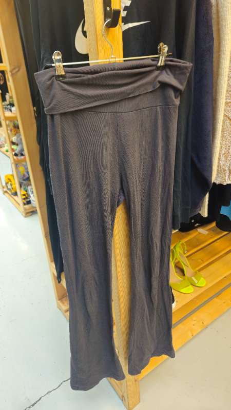 Gina Tricot buxur, þunnar