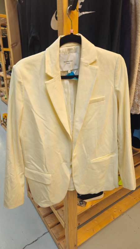 Rosemund blazer kremlitaður