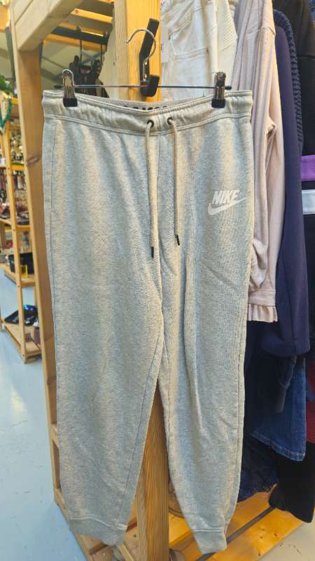 Nike joggingbuxur