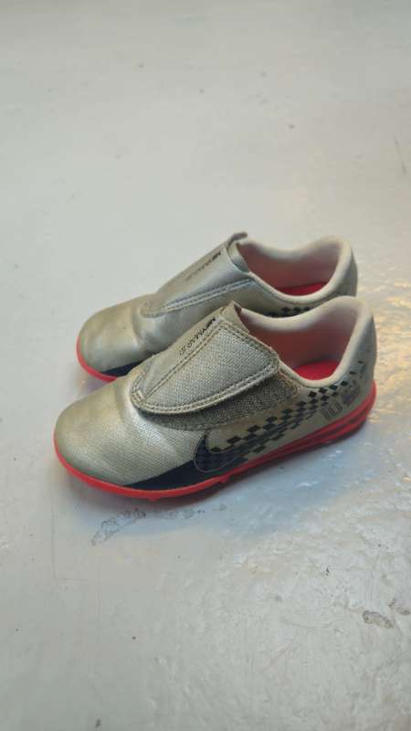 Nike gervigras skór