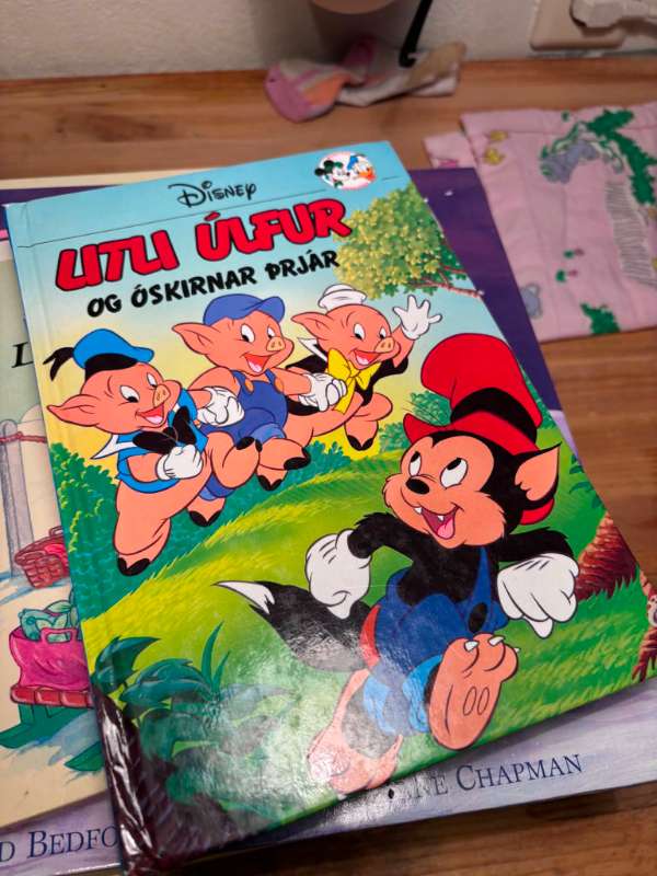 bók - disney - litli úlfur og óskirnar 3
