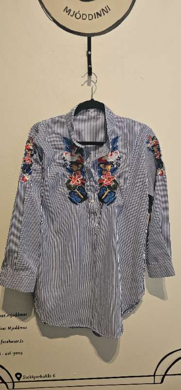 Flower shirt