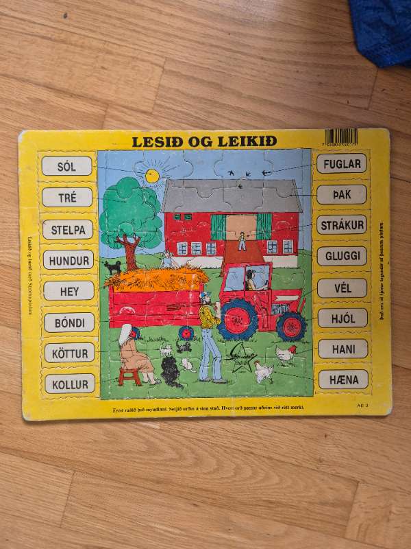 Lesið og leikið púsl
