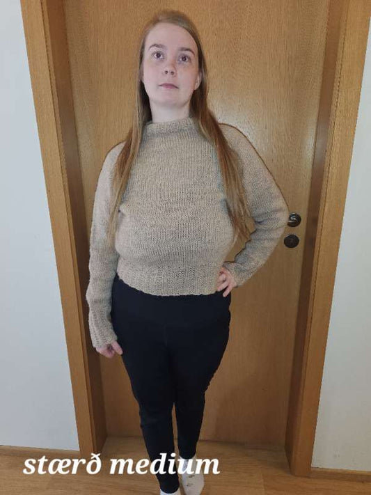 Ljósbrún peysa fullorðins