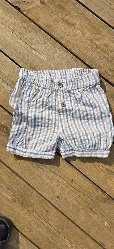 Krakkar upp stuttbuxur