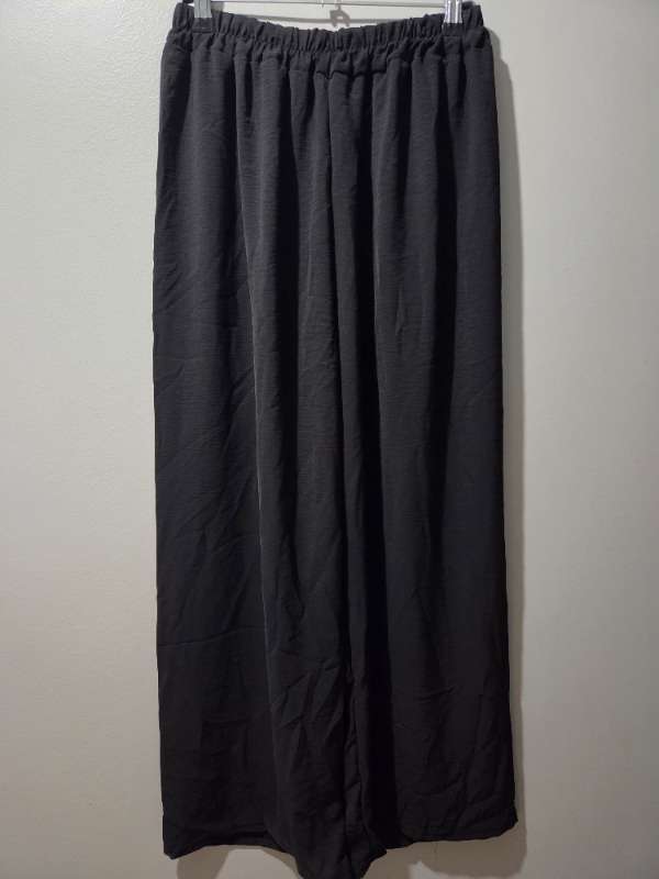 Buxur svartar