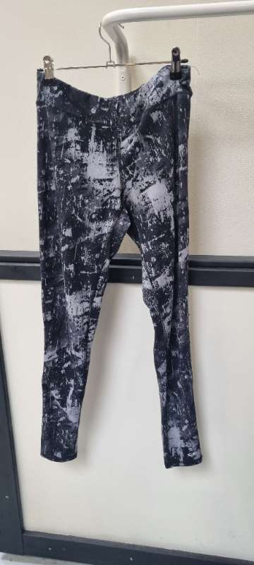 Svartar, prjónaðar leggings.