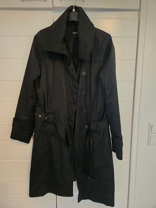 Svört kápa Mossimo