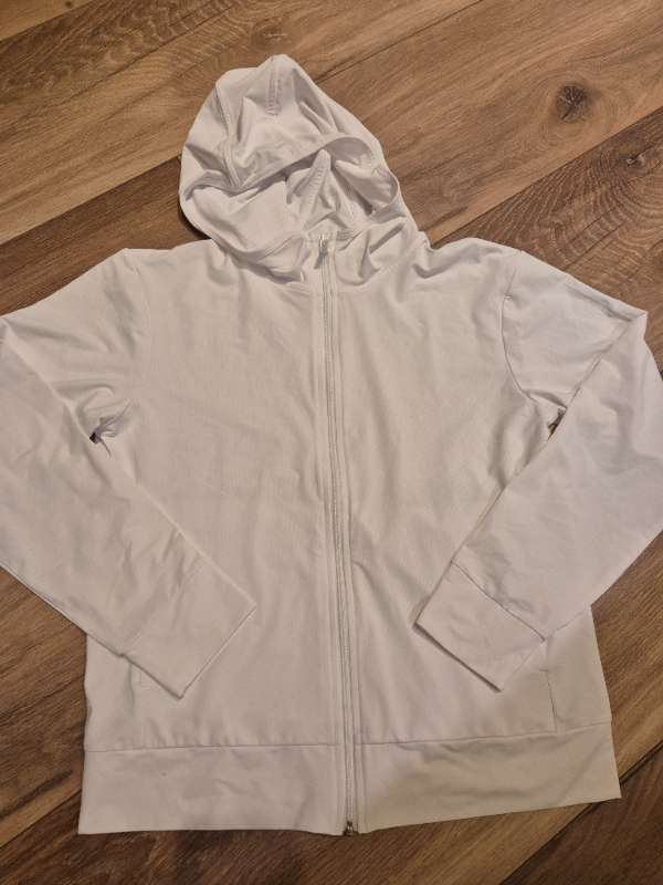Uniqlo peysa