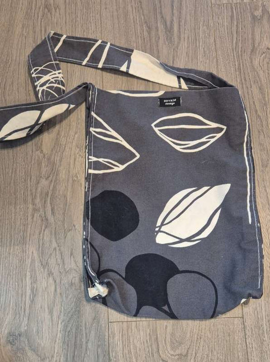 Brynja design poki