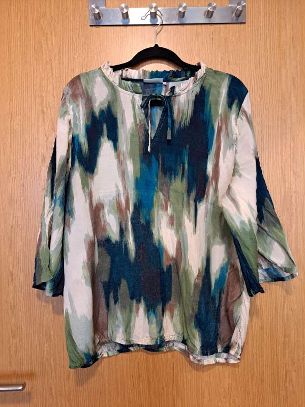 KAFFE marglit blússa