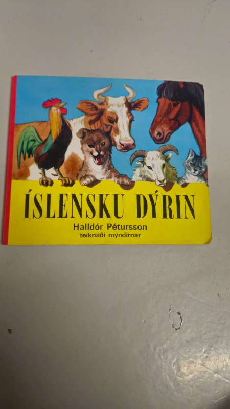 Íslensku dýrin bók