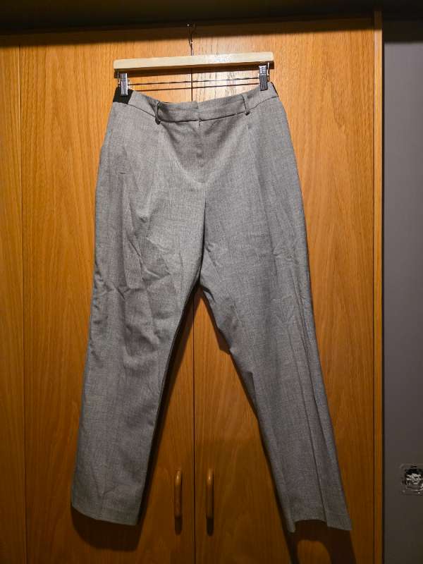 Gráar fínbuxur - teygja í mitti