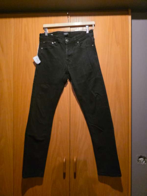 Svartar jack&Jones gallabuxur