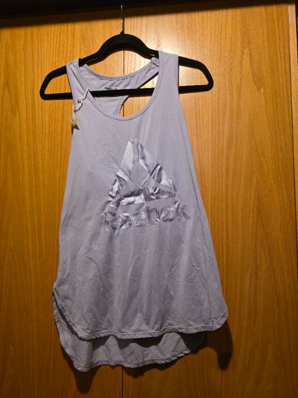 Fjólublár reebok tanktop