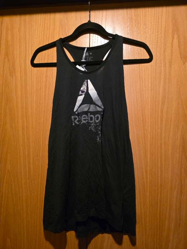Svartur reebok tanktop
