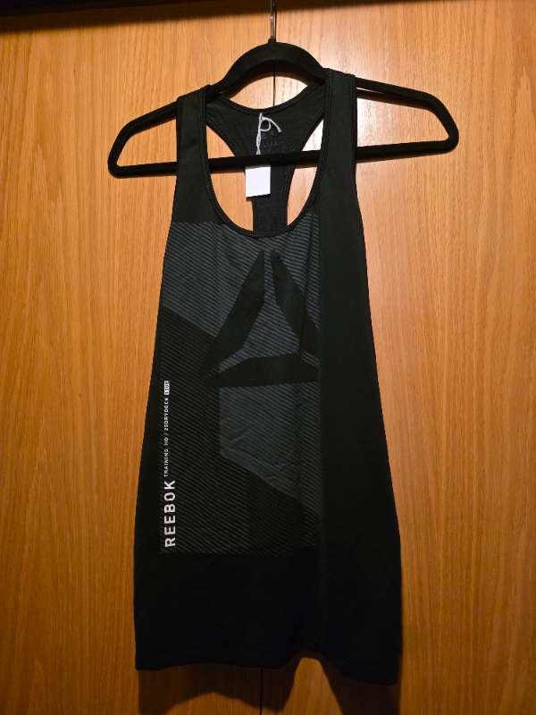 Svartur reebok tanktop