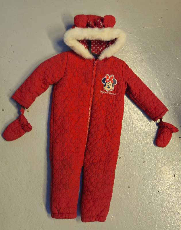 Mína mús kuldagalli