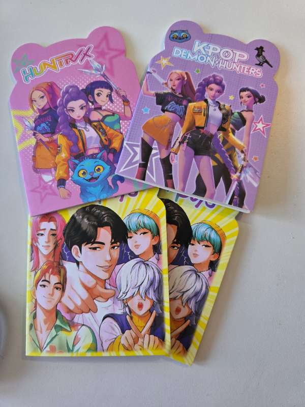 K-pop litil bók verð fyrir 1 stk