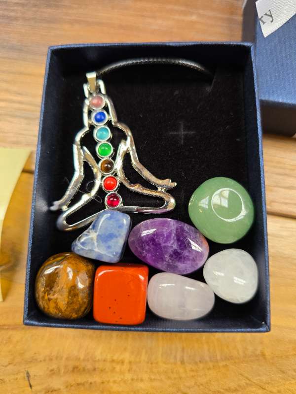 Orkusteina hálsmen og steinar 3