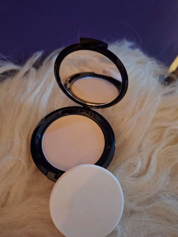 Nyx púður nr 04 rétt prófað