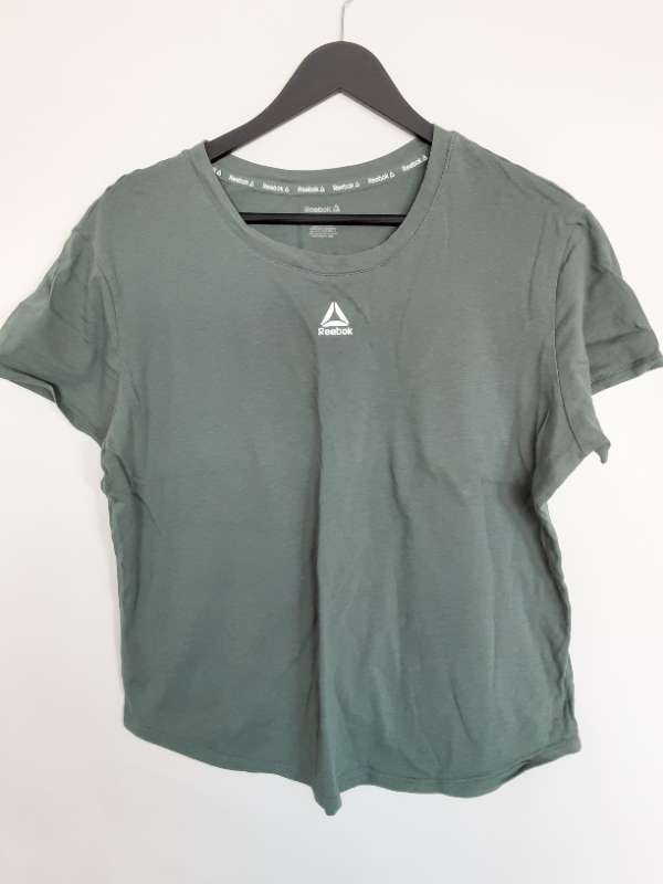 Reebok íþróttabolur lítið notaður
