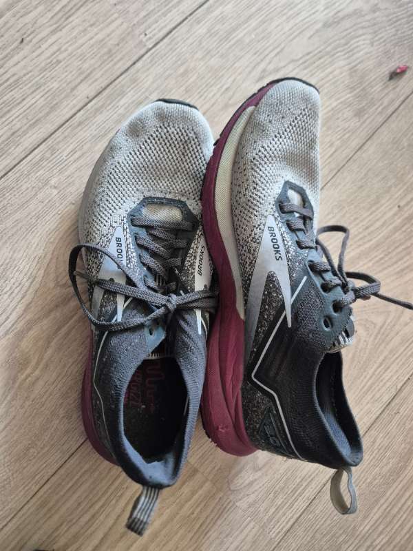 Brooks Ricochet hlaupaskór