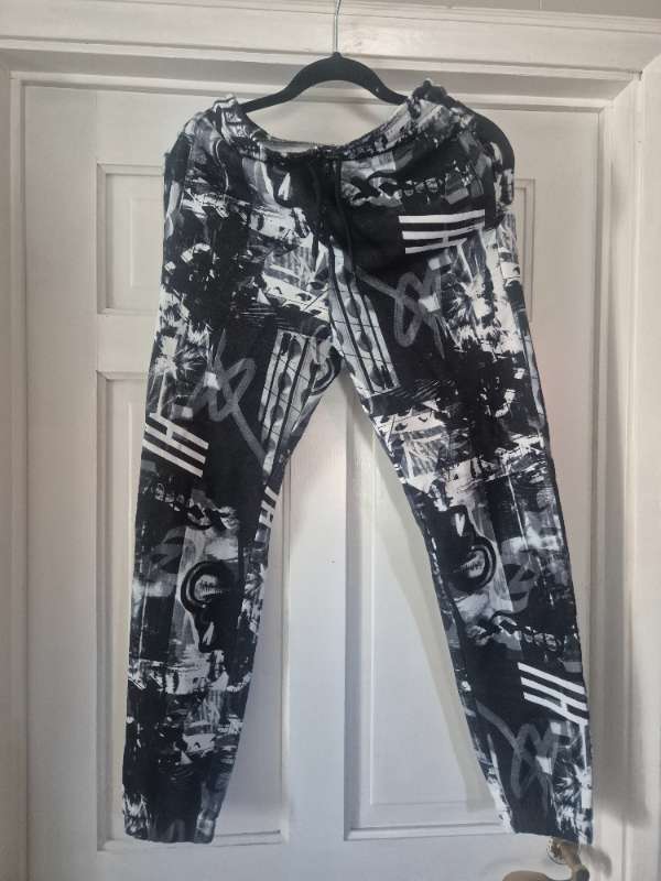 Lindex joggingbuxur f. 12-14 ára