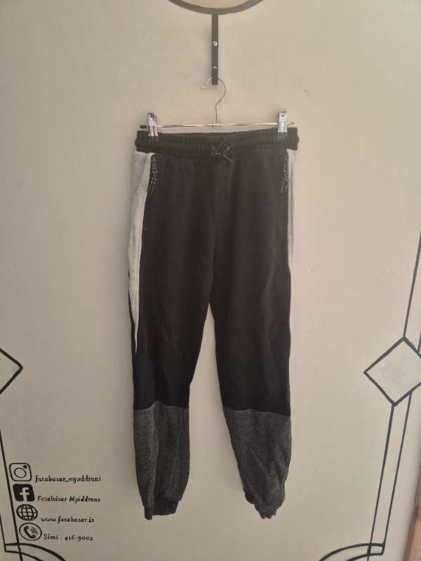 Primark joggingbuxur 12-13 y svart, gráar, hvítar