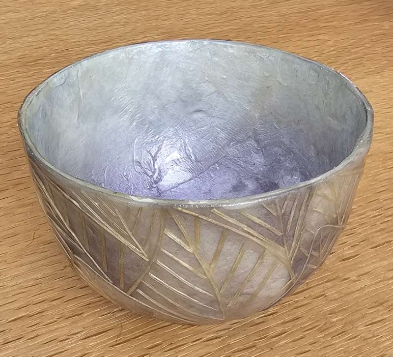 * Lítil fjólublá skál (ø 8 cm)