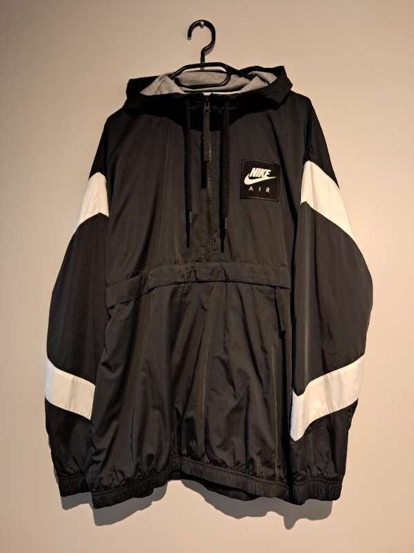 N NIKE Jakki sv/hv fóðraður