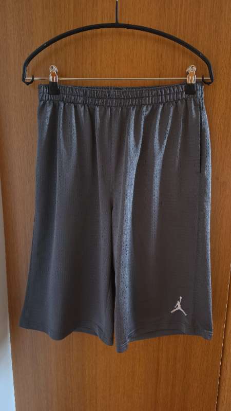 Jordan stuttbuxur gráar
