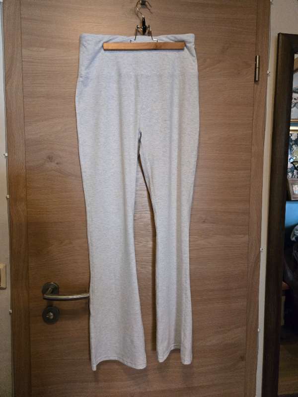 Ljósgrá yogabuxur